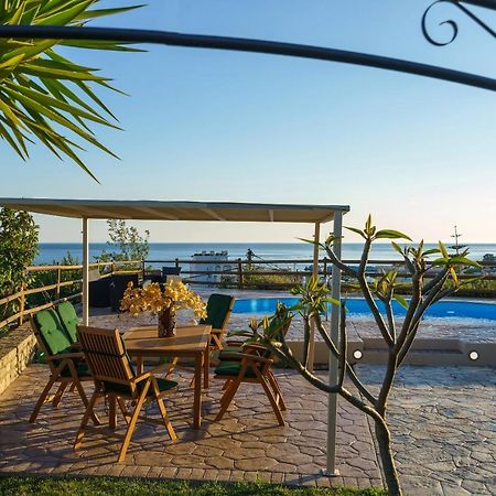 Family Villa Ellis Plakias With Private Pool 200M To The Beach Walking Distance To The Amenities Kültér fotó