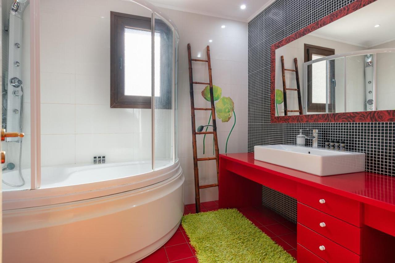 Family Villa Ellis Plakias With Private Pool 200M To The Beach Walking Distance To The Amenities Kültér fotó