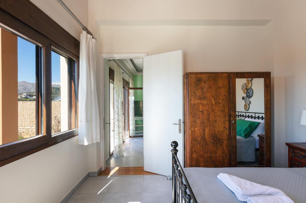 Family Villa Ellis Plakias With Private Pool 200M To The Beach Walking Distance To The Amenities Kültér fotó